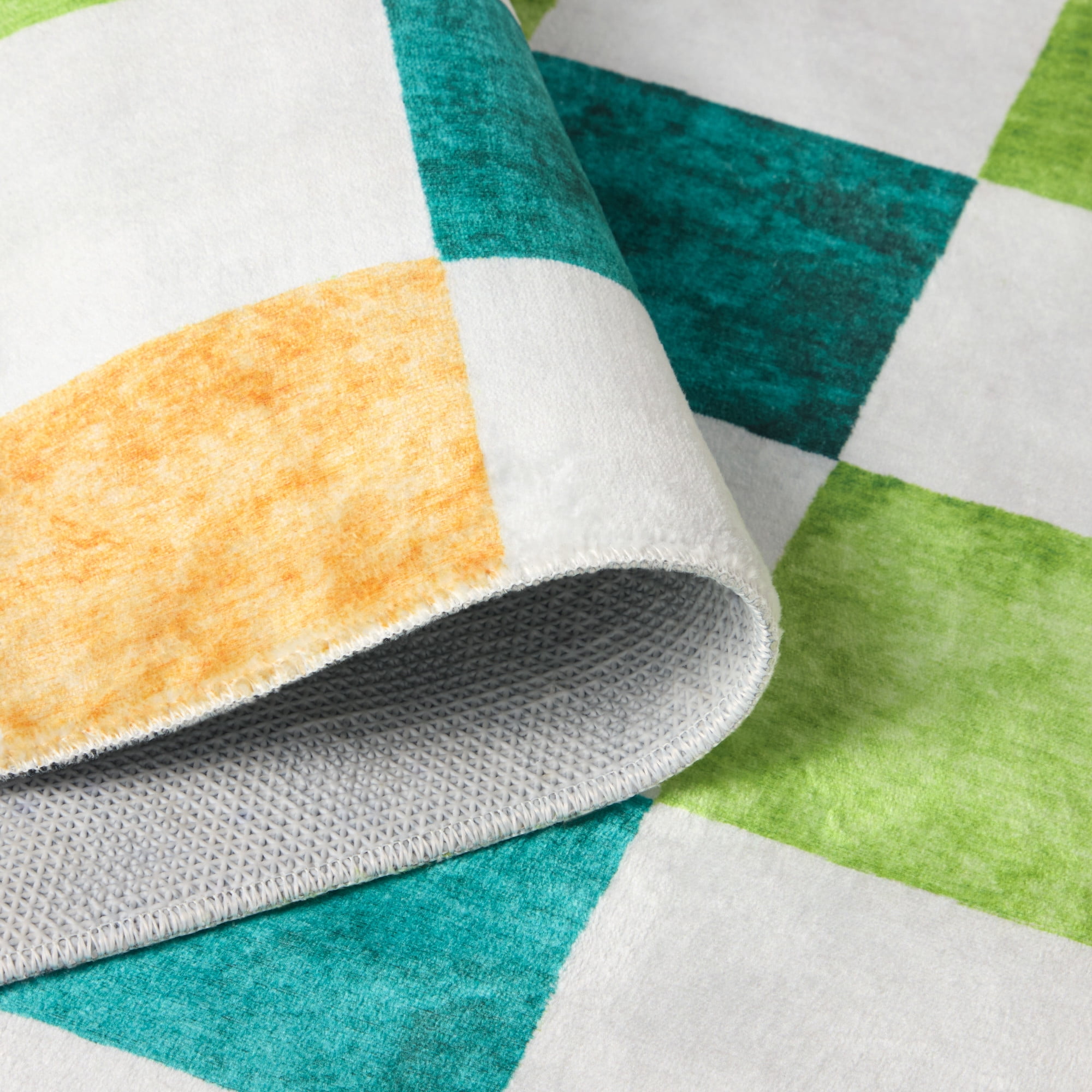 TOWN & COUNTRY PLAY Niko Checkmate Kid's Washable Area Rug, Soft & Plush, Safe Non-Slip Backing, Bedroom Rug, Dorm Decor, Playroom & Classroom Rugs, Green/Multi, 3'3"x5'2"
