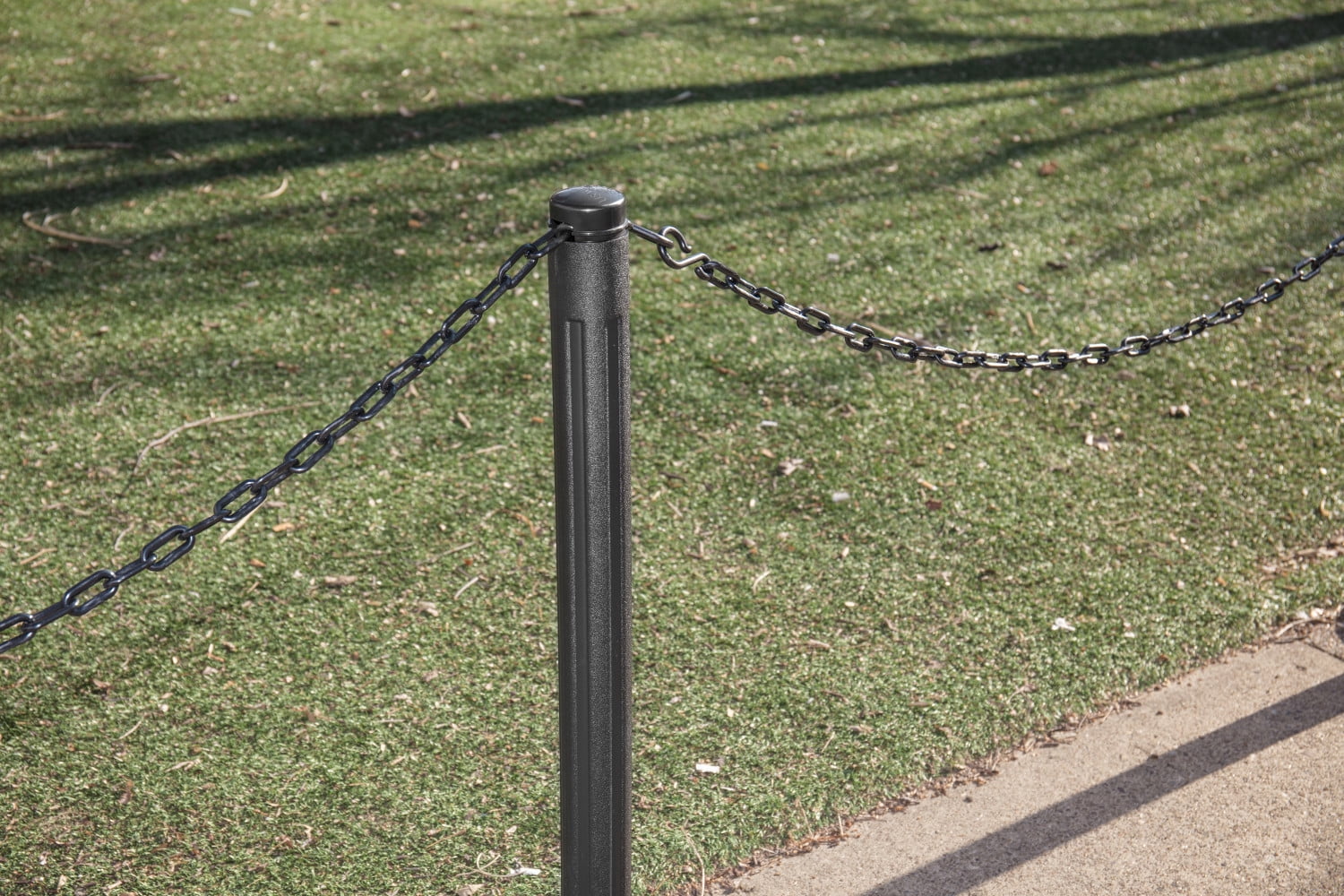 US Weight ChainBoss Indoor/Outdoor Orange Stanchion – Weighted Base – Black Chain
