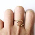 thumbnail image 3 of Femmes Anneau Créatif Lettre Mode Alliage Bijoux Bague Doigt Bague Simple Bande, 3 of 3