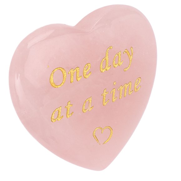 Rose Quartz Puffy Heart Stone, Collection Safe Heart Shaped Rose Quartz Stone Hand Carved Unique for Outdoor Carry