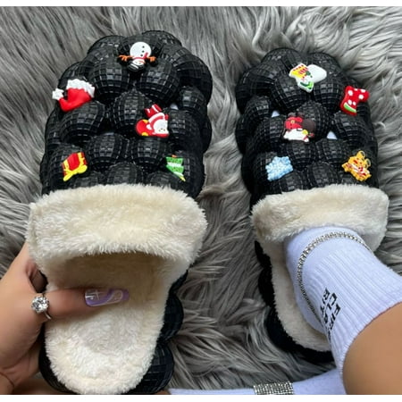 

Plush Bubble Slides for Women/Men - Soft Women s Golf Ball Slides with Christmas Shoes Charms - Funny Lychee Massage Cloud Slippers - Beach Gym Spa House Bedroom Wool Slippers