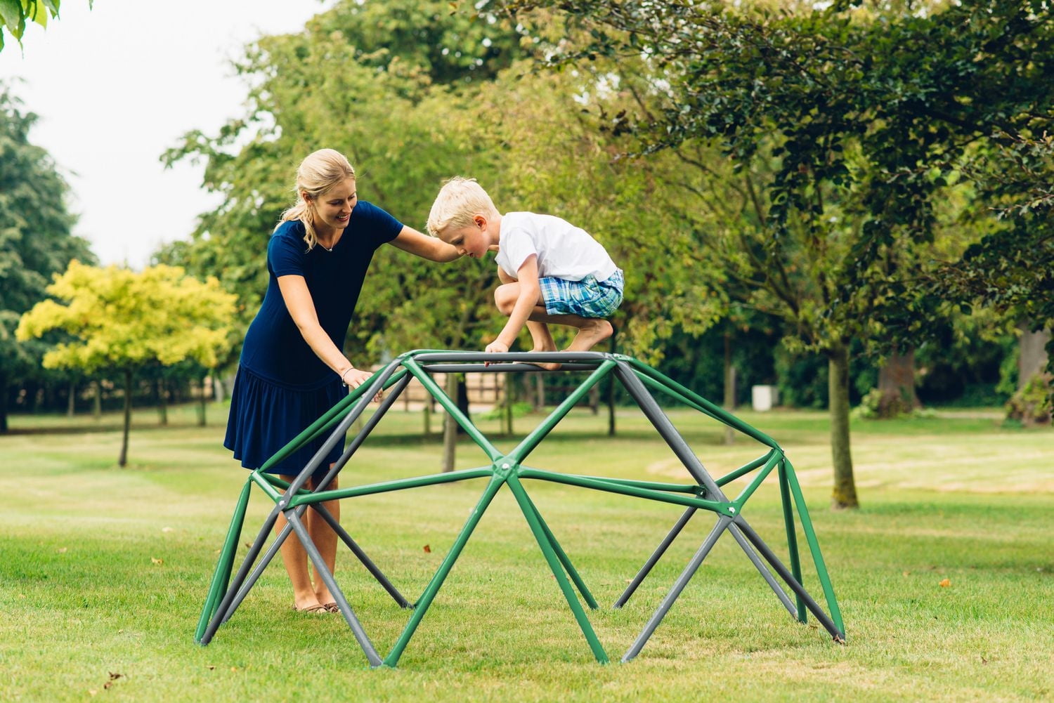 Plum Play Deimos Metal Climbing Dome Unisex for ages 3 – 6 years in Silver and Green