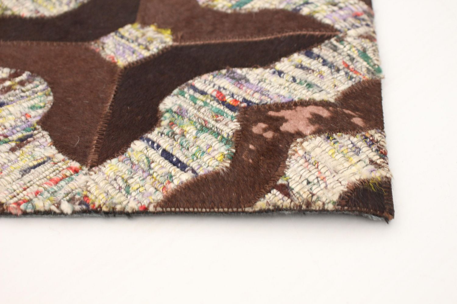 ECARPETGALLERY 4'11" x 6'5" Contemporary Cowhide Patchwork Handmade Area Rug for Living Room, Dining Room and Bedroom in Brown