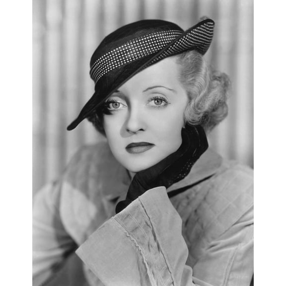 Bette Davis Portrait (16 x 20)