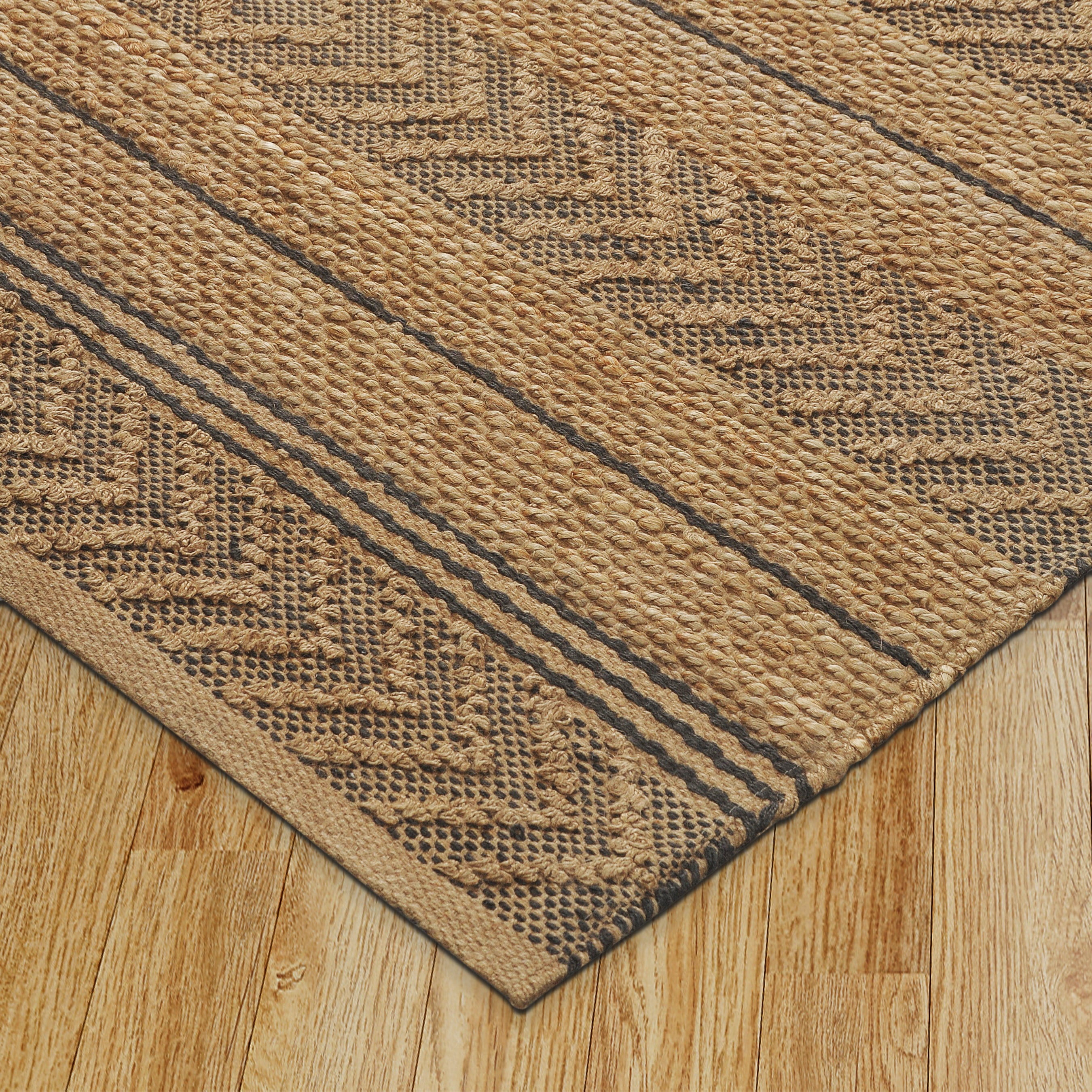 Woven Paths Tan and Black Geometric Farmhouse Organic Jute Indoor Area Rug
