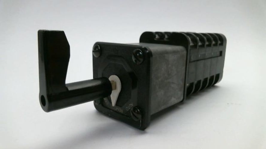 New GE E3A69S1A2P1 5 Stages 3 Position Pistol Grip Handle Control