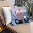 thumbnail image 1 of Ahgly Company Coussin d'Extérieur Crème Glacée, 18 Pouces par 18 Pouces, 1 of 6