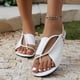 thumbnail image 2 of Mujeres Zapatos de Caminar Crisscross Tanga Sandalias Planas, Zapatos Casuales de las Mujeres Más Tamaño Ligero Playa Verano, 2 of 9