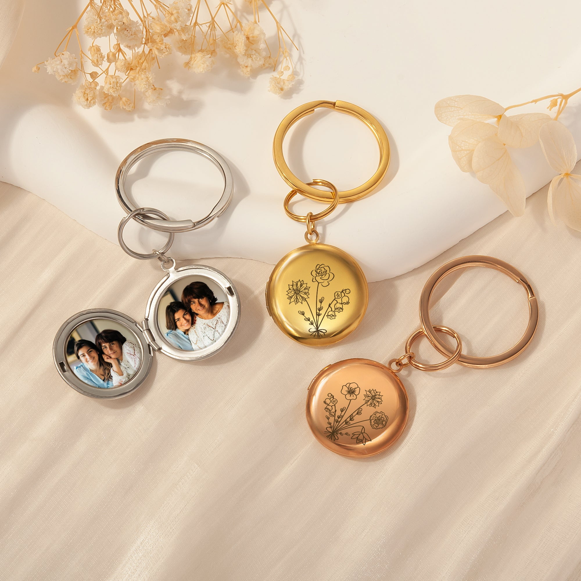 Anavia Personalized Birth Flower Keychain Birthday Gift for Girls Her Daughter Mom Friend Sister Wedding Anniversary Christmas