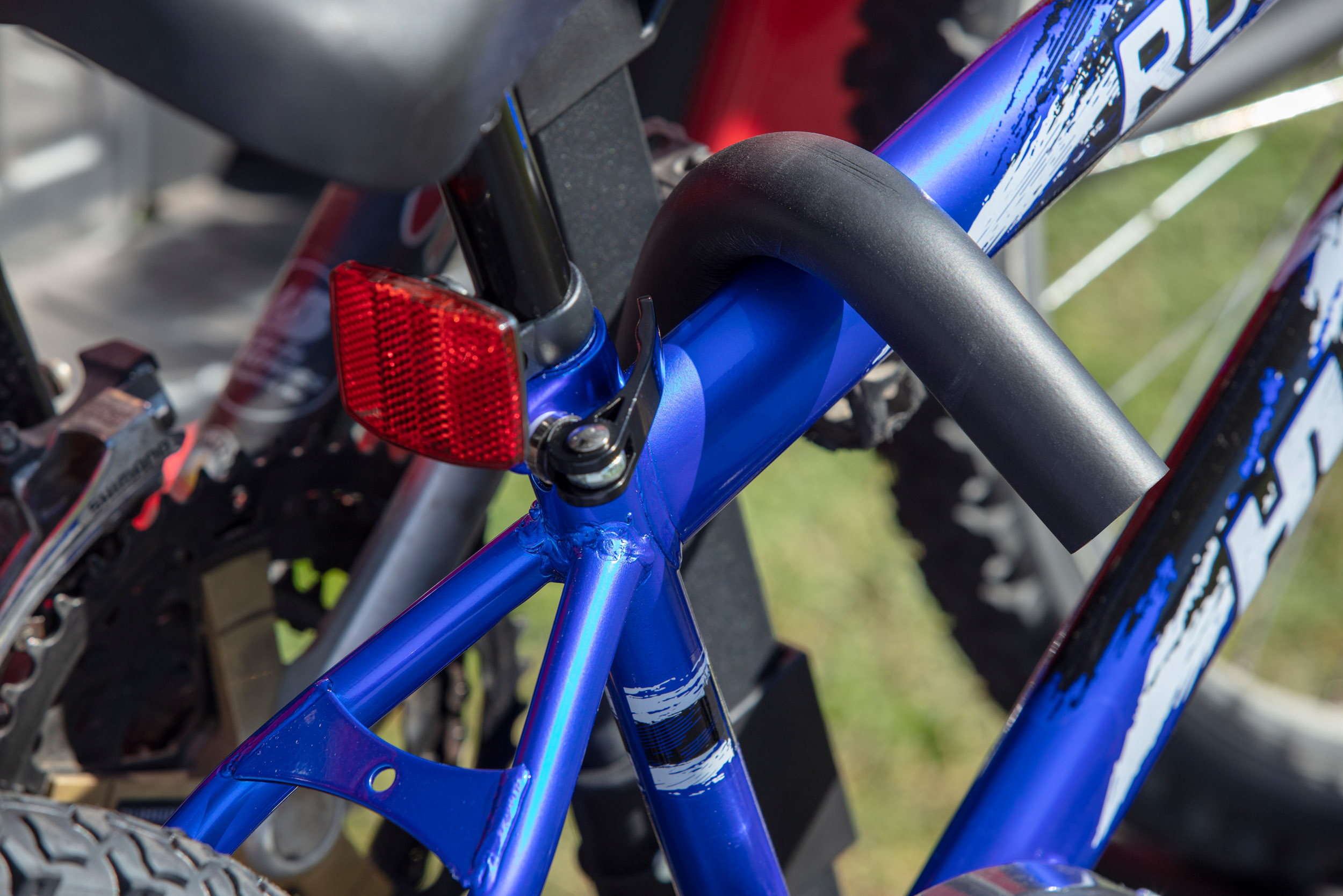 Hyper Tough Hitch-Mount 2-Bike Rack - Foldable photo 7