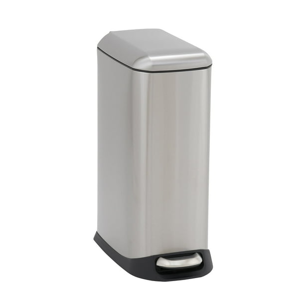 5 Gallon Small Bathroom Or Kitchen, What Is A Normal Kitchen Trash Can Size