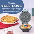 thumbnail image 3 of DASH Disney Mini Waffle Maker (día festivo/Puntadas en sombrero de Papá Noel), 3 of 5