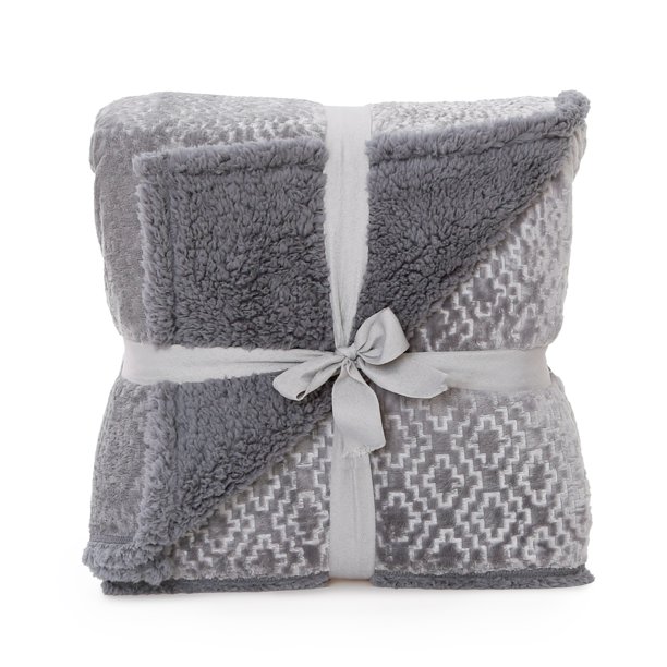 Better Homes & Gardens Nordic Ultra Plush Blanket with Sherpa reverse