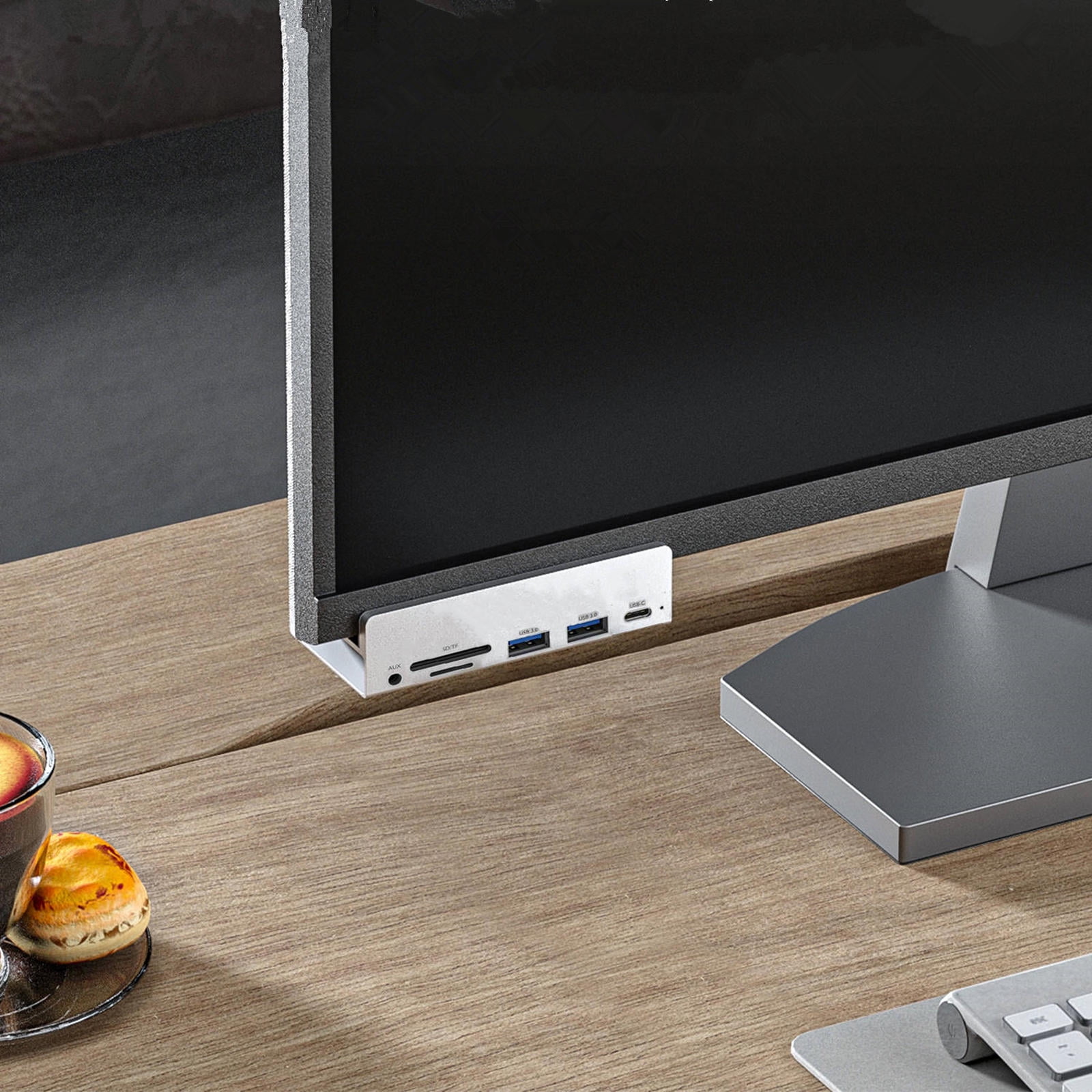 Multi-Functional USB 3.0 Hub for Efficient Data Management - Fast SD/TF Access and 3.5mm Aux Port