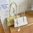 thumbnail image 2 of Bolso de mano pequeño de moda para mujer, bolso de hombro de diseño retro, bolso de mano para mujer, bolsos de mano de cuero de PU de color sólido, bolsos para mujer, 2 of 5