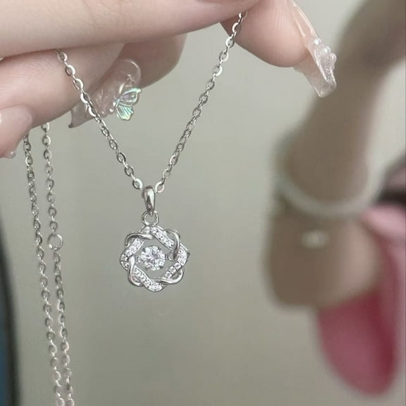 Simple Fashion Necklace with Octopus Pendant