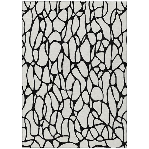 HomeRoots 599203 5 x 8 ft. Ivory & Black Geometric Washable Indoor & Outdoor Rectangle Area Rug