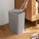 thumbnail image 1 of Cubo de basura pequeño con tapa para baño, ideal para inodoro, oficina, dormitorio o sala de estar., 1 of 7