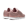 thumbnail image 3 of REEBOK WOMENS CLASSIC LEATHER PEARLIZED Womens BD4308 BD4308 from Stadium Goods, 3 of 8