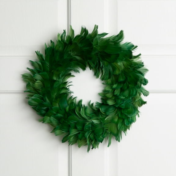 Northlight Wispy Feather Christmas Wreath - 14.5" - Unlit - Green