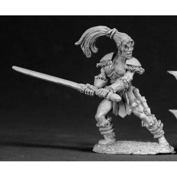 Reaper Miniatures Lathula - Female w/2-Handed Sword New