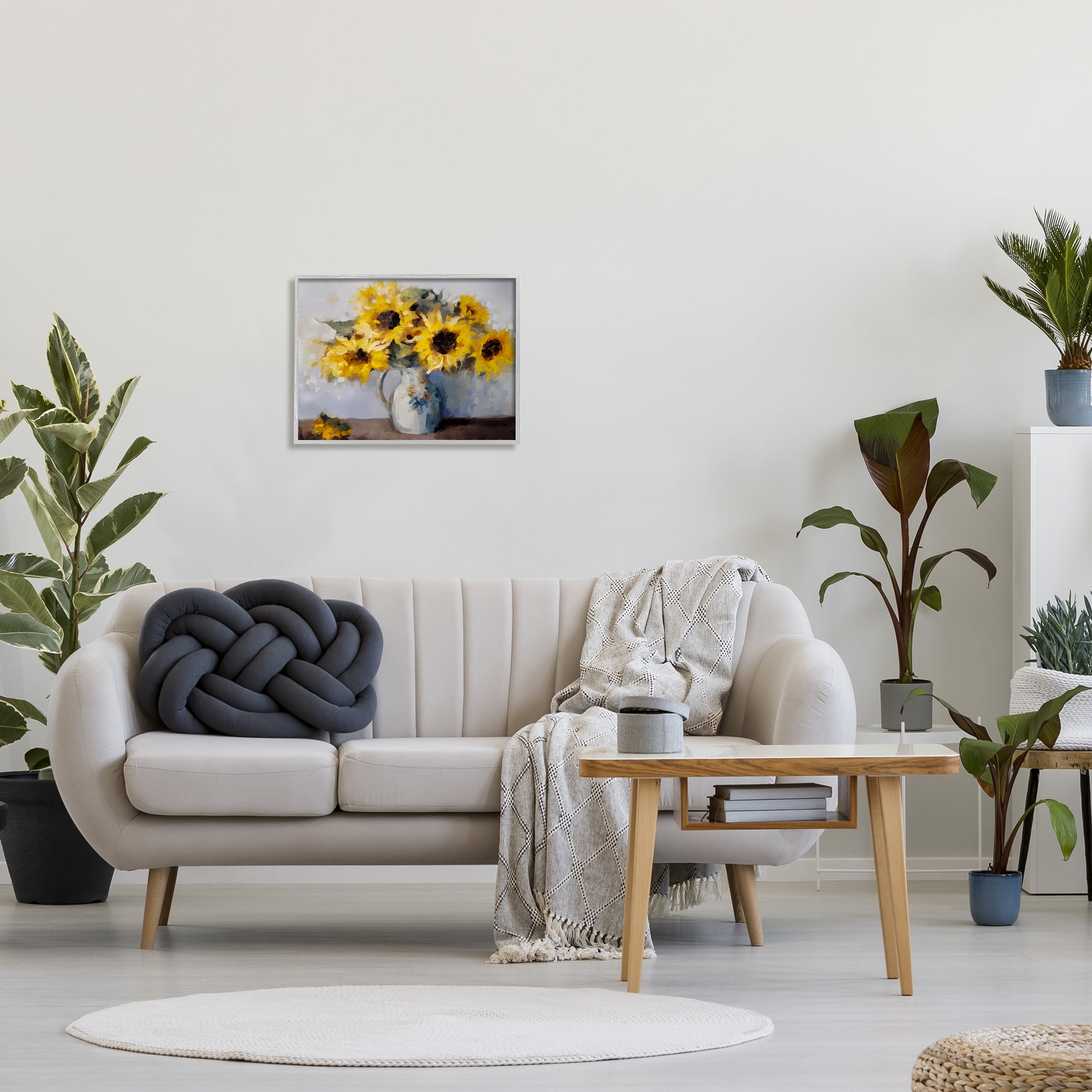 Stupell Industries Traditional Sunflower Bouquet Botanical & Floral Painting Gray Framed Art Print Wall Art, 20 x 16