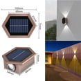 thumbnail image 3 of Inteprter Lámpara de pared para exteriores con energía solar - Luz inalámbrica impermeable LED Diseño inalámbrico de luz fría y cálida Iluminación y accesorios HexágonoBronce Hexágono, 3 of 6