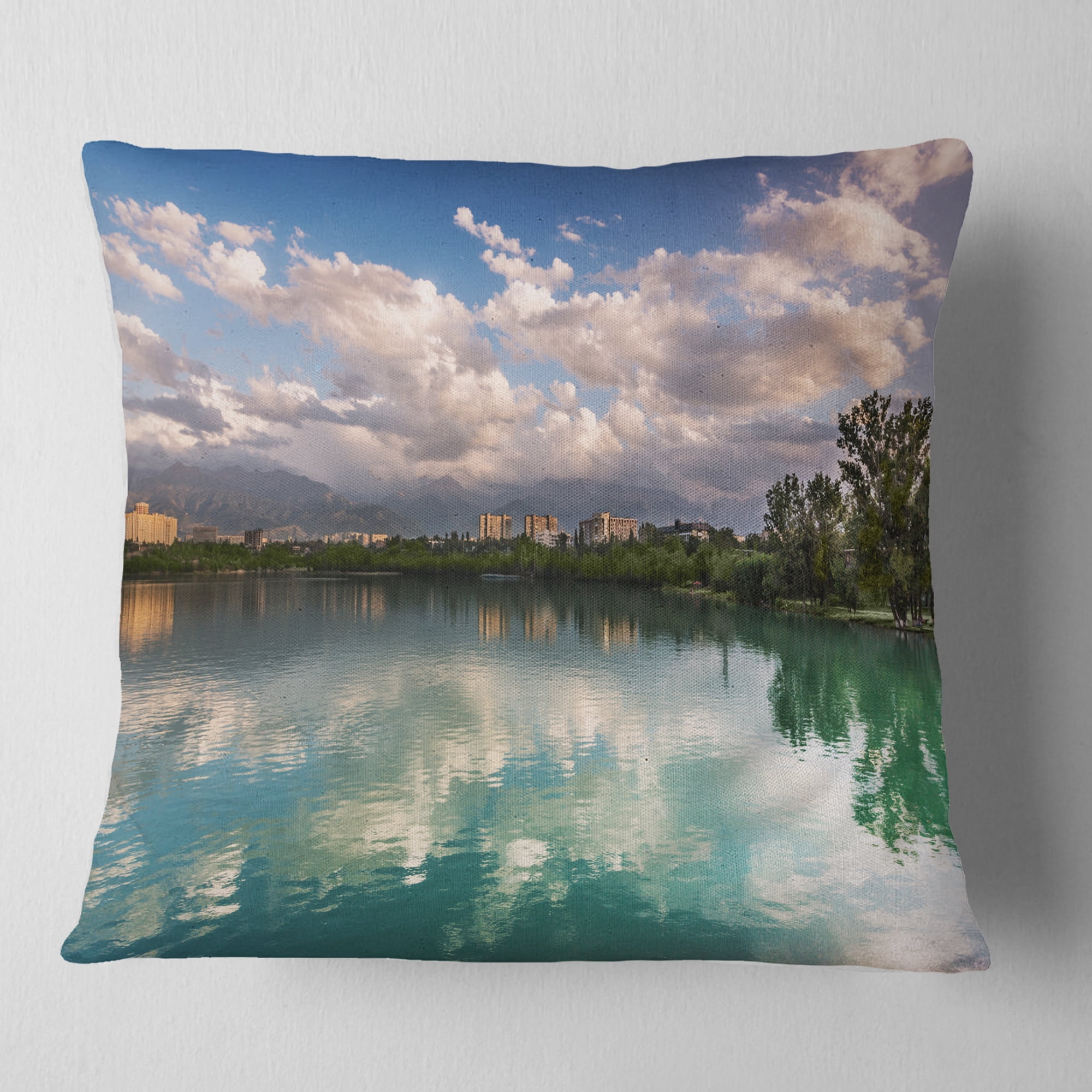Designart City Lake with Cloud Reflection - Cityscape Photo Throw Pillow - 16x16