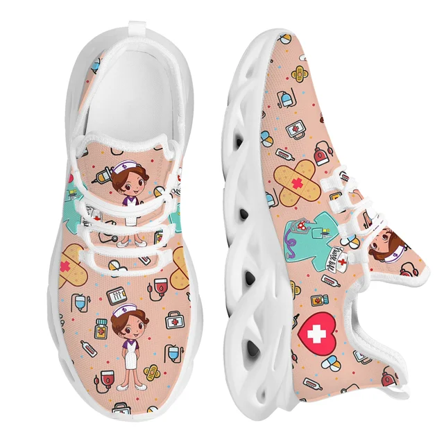 Zapatillas deportivas de malla resistentes al desgaste con plataforma y estampado médico de enfermera para mujer, cómodas zapatillas de tenis para enfermera.