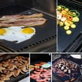 thumbnail image 4 of Tapis de Cuisson, 5 Pièces 33 * Papier de Barbecue Nettoyable Réutilisable Antiadhésif 40cm, Tapis de Barbecue pour Fours Électriques / Charbon de Bois / Gaz / Grill Électrique, 4 of 5