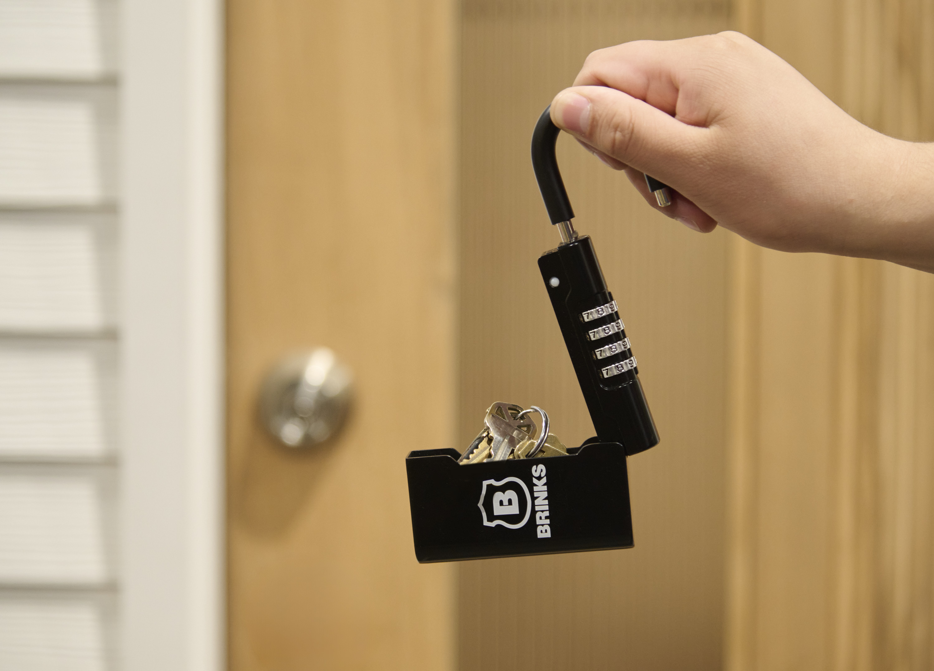 Brinks Portable Key Lock Box, Combination photo 6