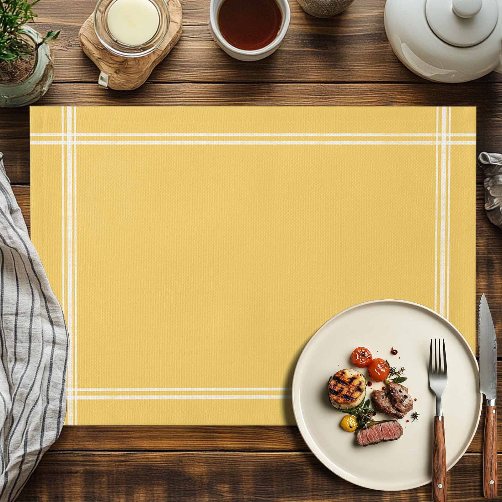 Placemats Set of 4, Solid Yellow Color Placemats Set of 4, Yellow Vintage Tablemats Washable Placemat Table Decoration for Kitchen Table Dinner Party Home Decor Indoor Outdoor 13x19 Inch