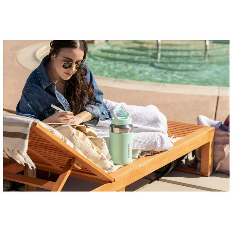 Stanley Brand, 64oz Go Flip Straw Jug, Green - Walmart.com