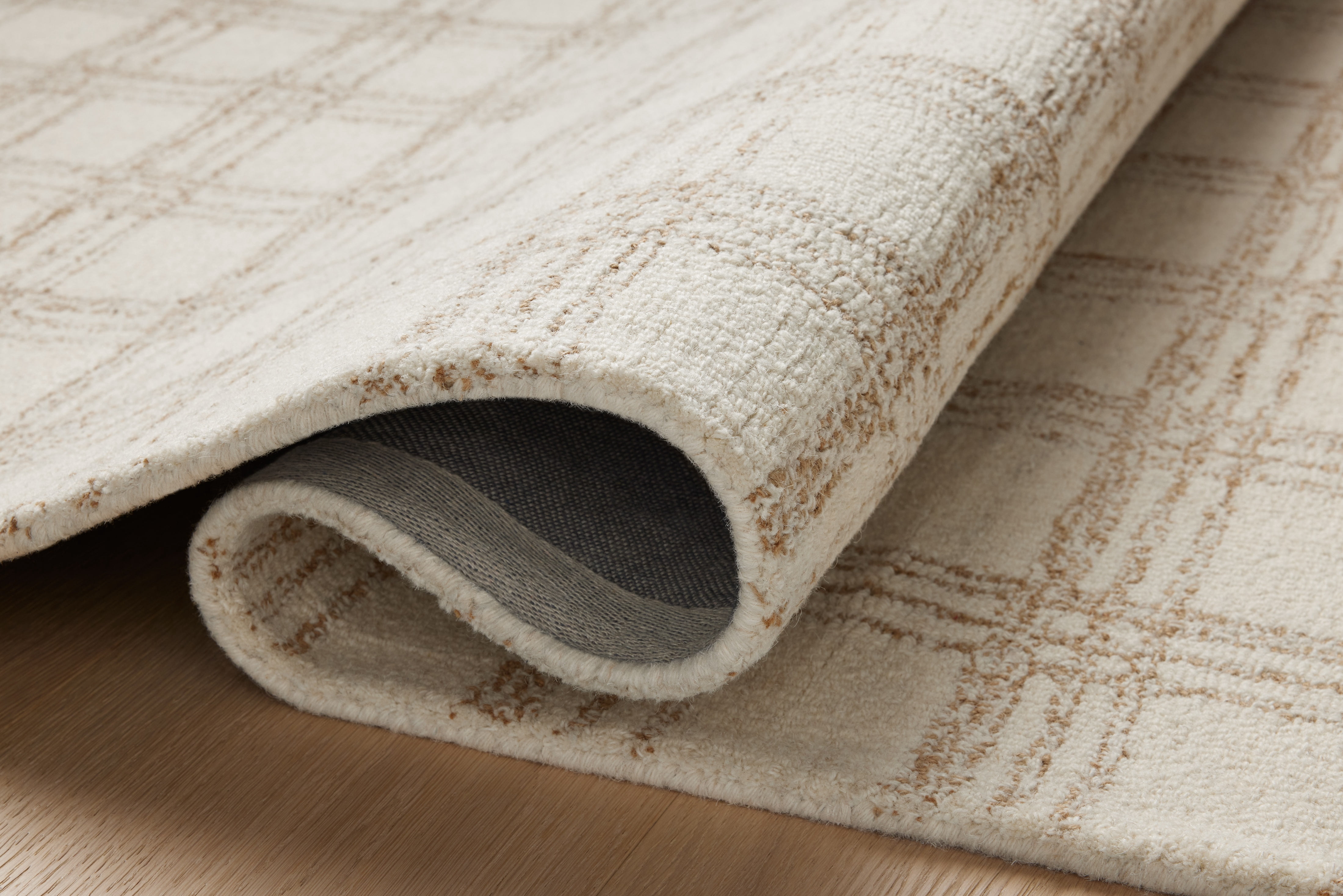 Chris Loves Julia x Loloi Polly Cream / Sand 3'-6" x 5'-6" Accent Rug