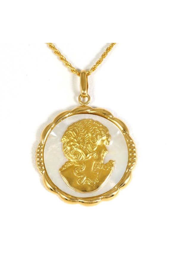 Pre-Owned 18K (18-karat) Yellow Gold Necklace with Shell, Total Weight Approx. 6.1g, 41cm,...