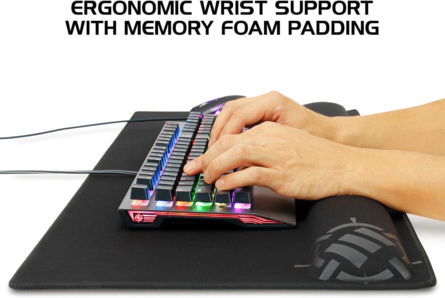 Gaming mouse pad with wrist support