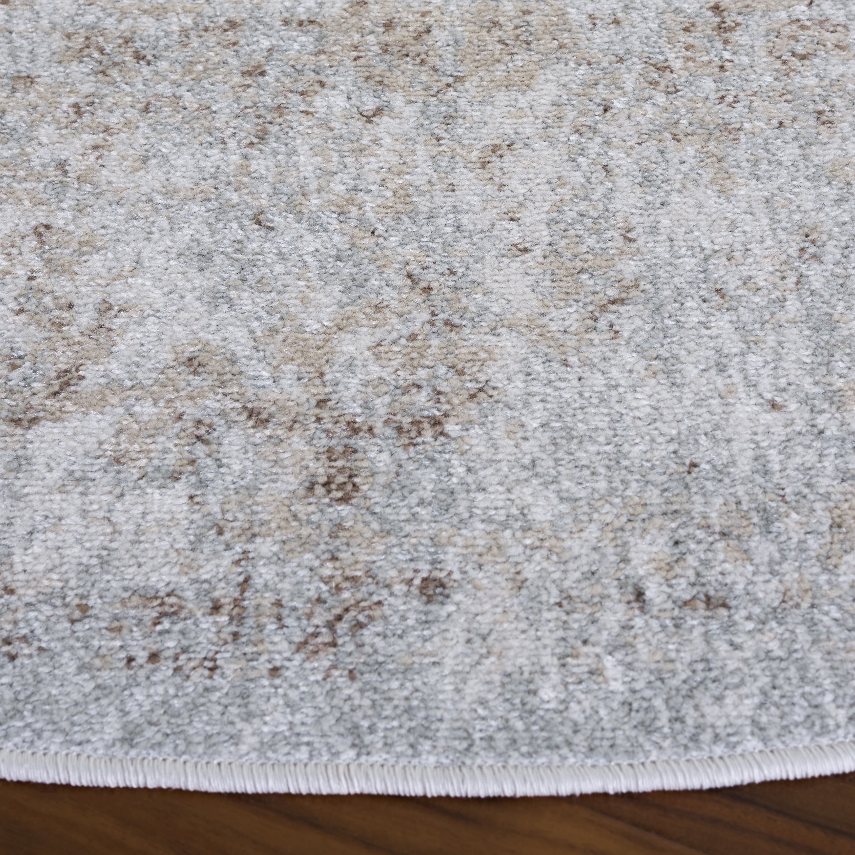 SAFAVIEH Round Rug 11' - Evoke Collection - Large - Traditional Design, Ivory & Taupe, Non-Shedding & Easy Cleaning, Ideal for Living Room, Bedroom, Dining Space