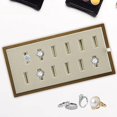 thumbnail image 3 of Bandeja organizadora de madera maciza para guardar anillos y collares, ideal para objetos de colección. A, 3 of 9