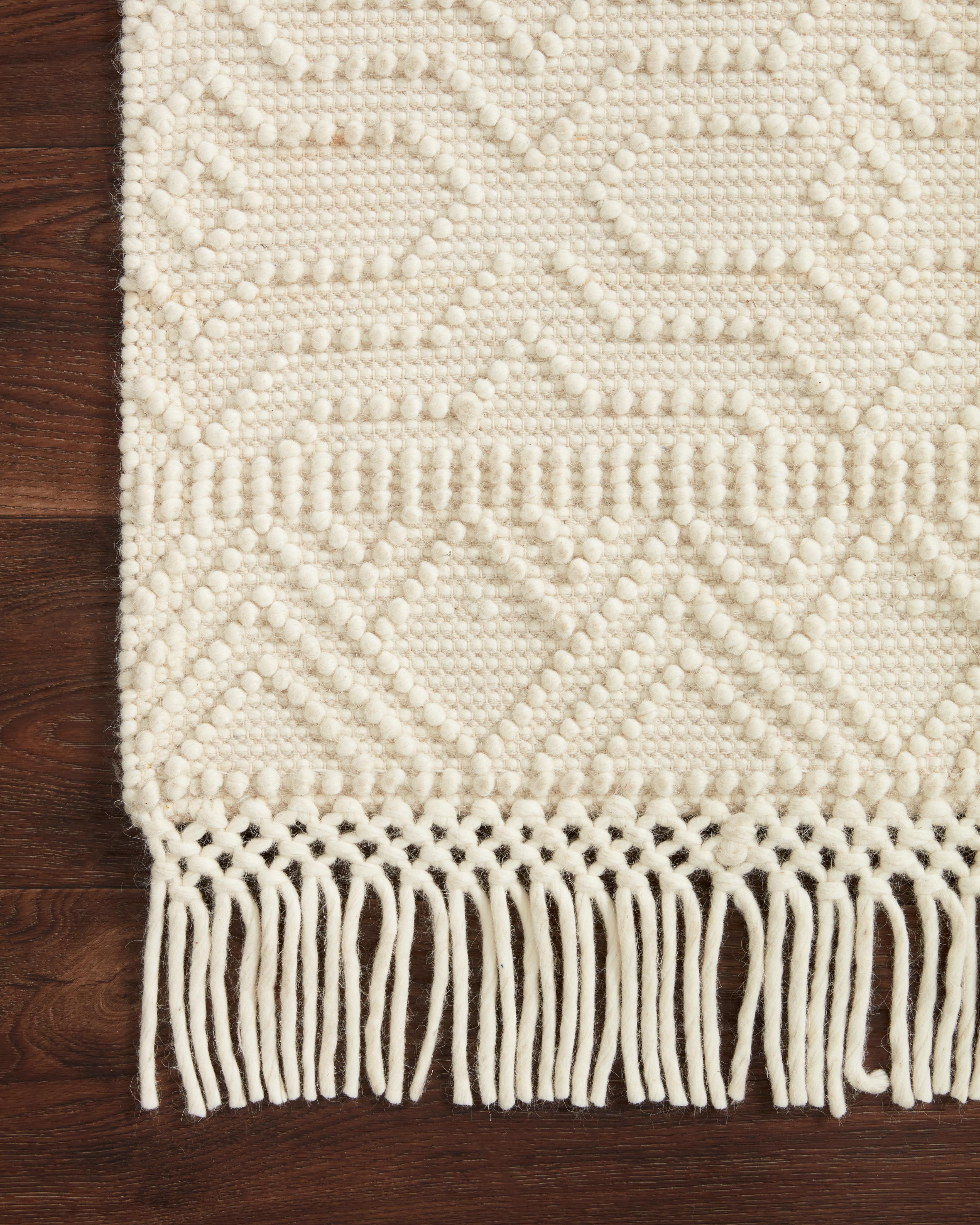Loloi Noelle Ivory / Ivory Geometric Area Rug 18" x 18" Sample