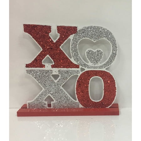 7.75'' X 6.375'' VALENTINE WOODEN XOXO TABLE DECOR