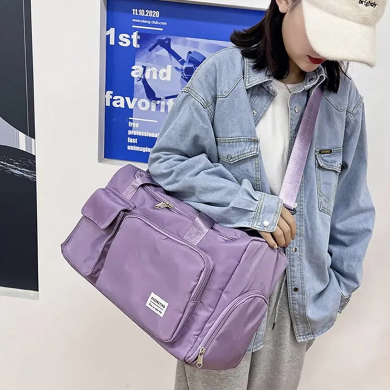Sports Duffle Bag. Spacious Gym Bag for Workouts and Travel, 19 Inch
