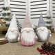 thumbnail image 4 of Decoraciones navideñas rosas, muñeco anciano sin rostro, adornos para ventanas, suministros de decoración navideña, muñeca de decoración de estilo escandinavo, 4 of 5