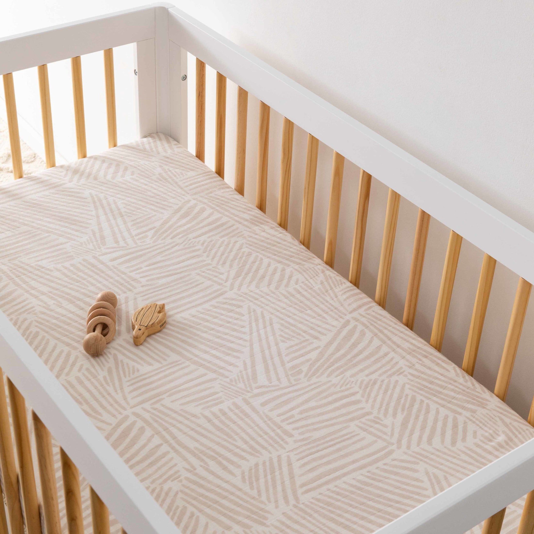 Babyletto Crib Sheet in GOTS Certified Organic Muslin Cotton