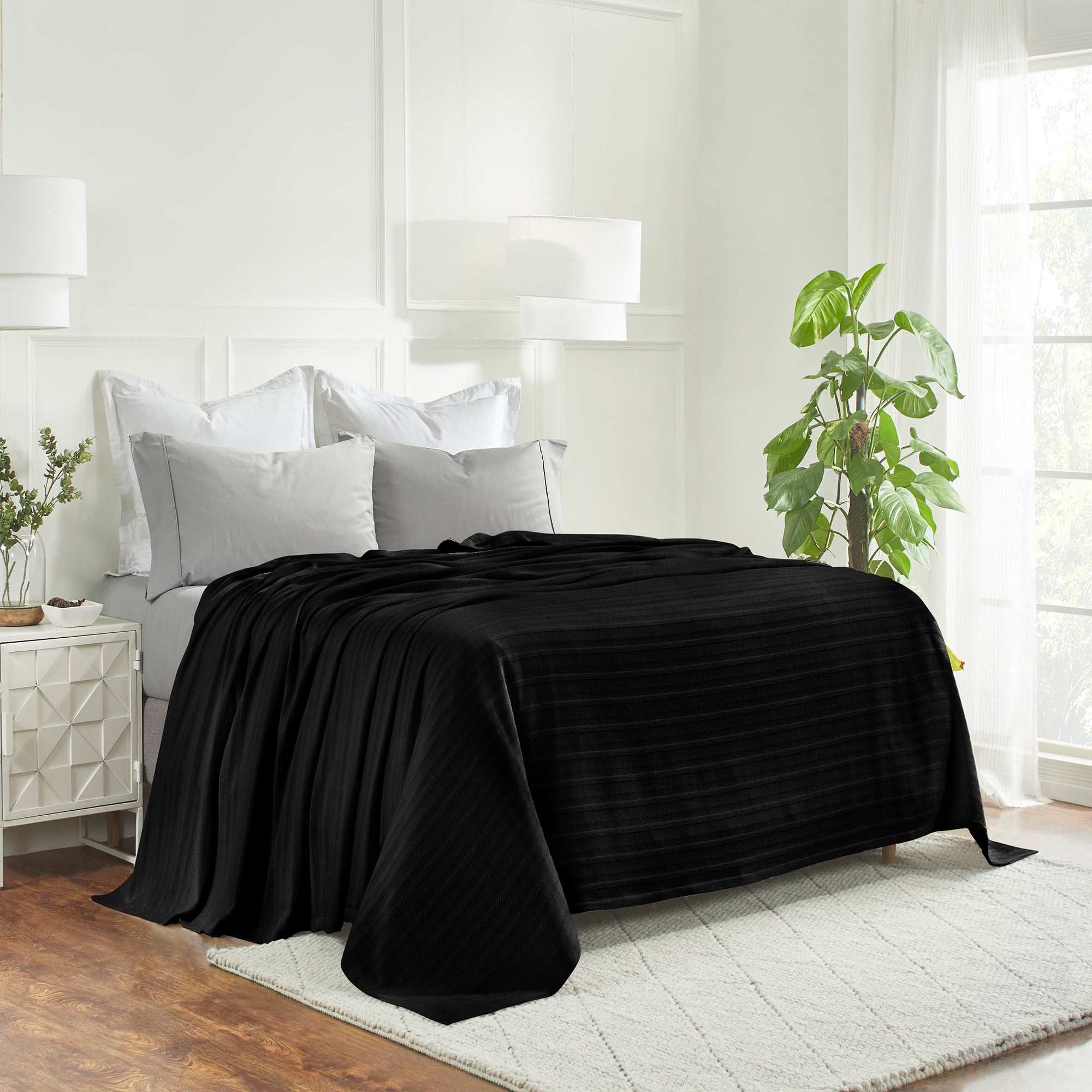 Superior Clara Cotton Striped Woven Blanket, Full Queen, Black