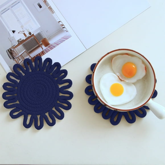 Fiudx Almohadilla Aislante con Forma de Flor, Diseño de Cuerda Tejida a Mano, Resistente Al Calor E Inodoro, Accesorio de Cocina Duradero, Fácil de Limpiar, Protector de Mesa Multiusos, 18 X 18 Cm
