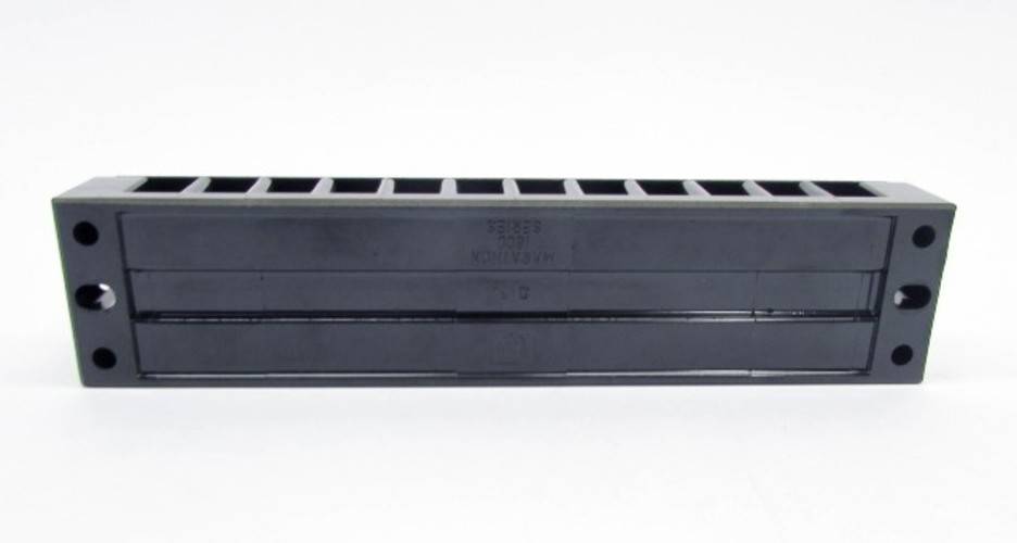 New Marathon 1612H 600V 30 Amp 12P 16-AWG Dual Row Terminal Block Barrier
