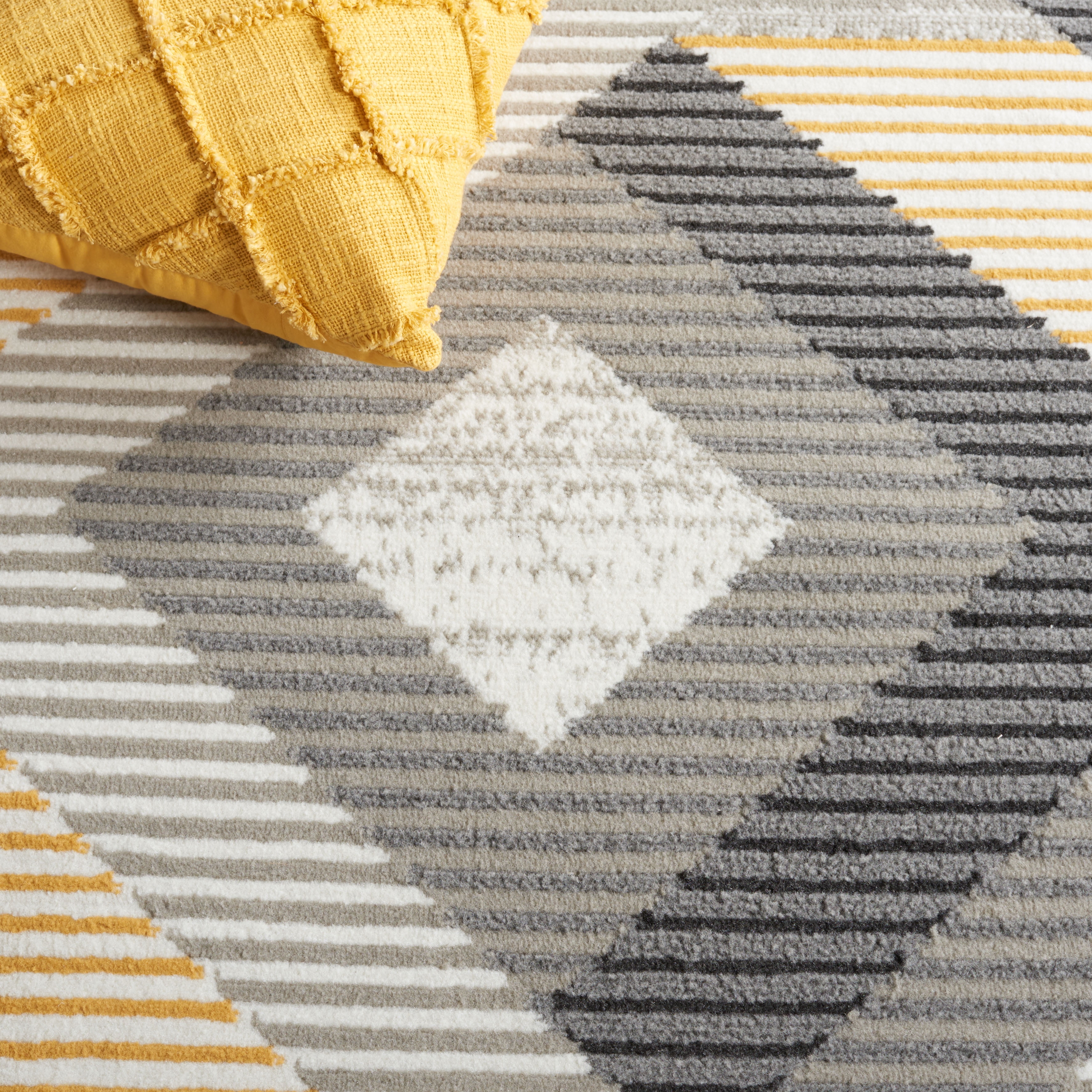SAFAVIEH Pyramid Dimitar Geometric Area Rug, Gray/Ivory Gold, 8' x 10'