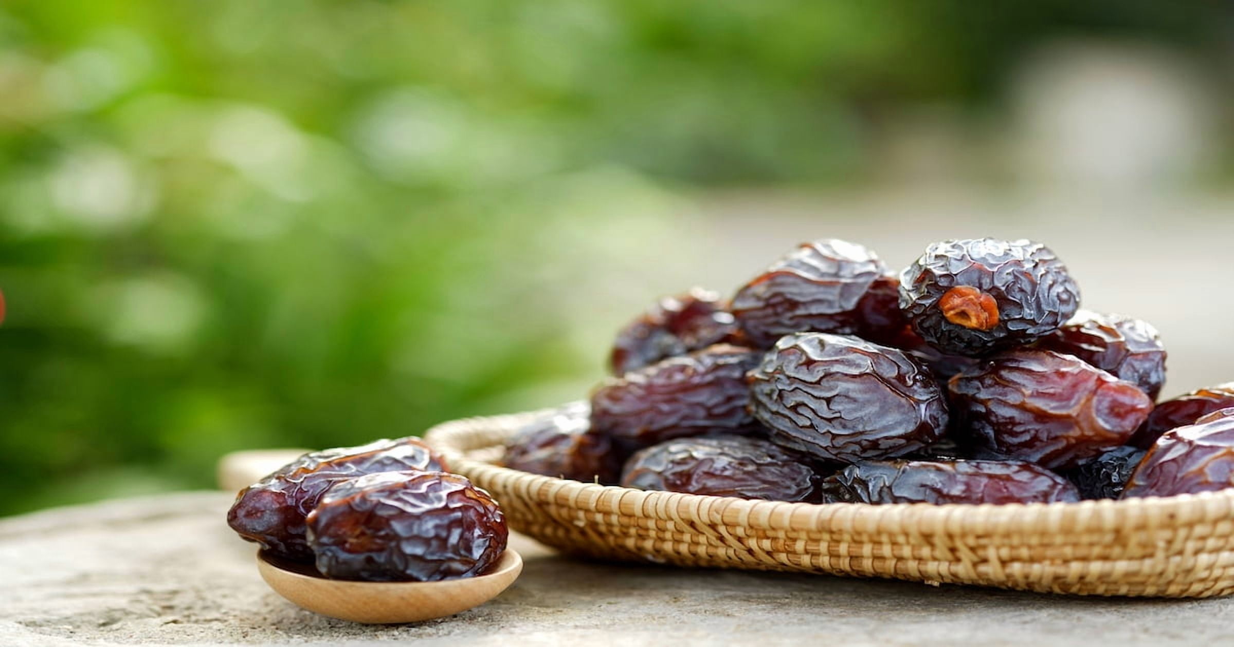 FirstChoiceCandy Jumbo Medjool Dates, Grown in California, Sweet Dates - 2 Pound