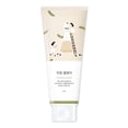 thumbnail image 1 of Limpiador ROUND LAB Nutritivo de soja con espuma exfoliante, 150 ml, 1 of 8