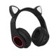 thumbnail image 5 of Auriculares Auriculares con luz intermitente LED Adorable micrófono inalámbrico recargable para juegos Auricular 5.0 compatible con Bluetooth, negro Inevent EL000090-01B, 5 of 7